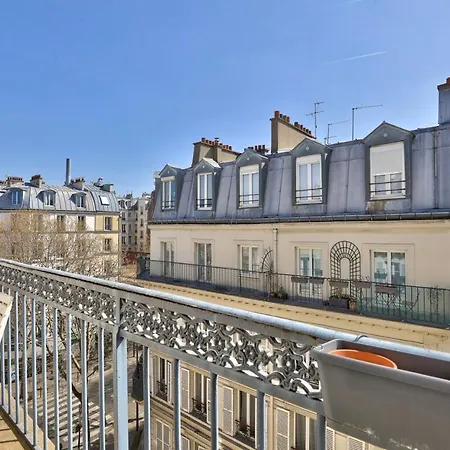 Flat For 2 People, In 17th Paris