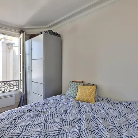 Flat For 2 People, In 17th